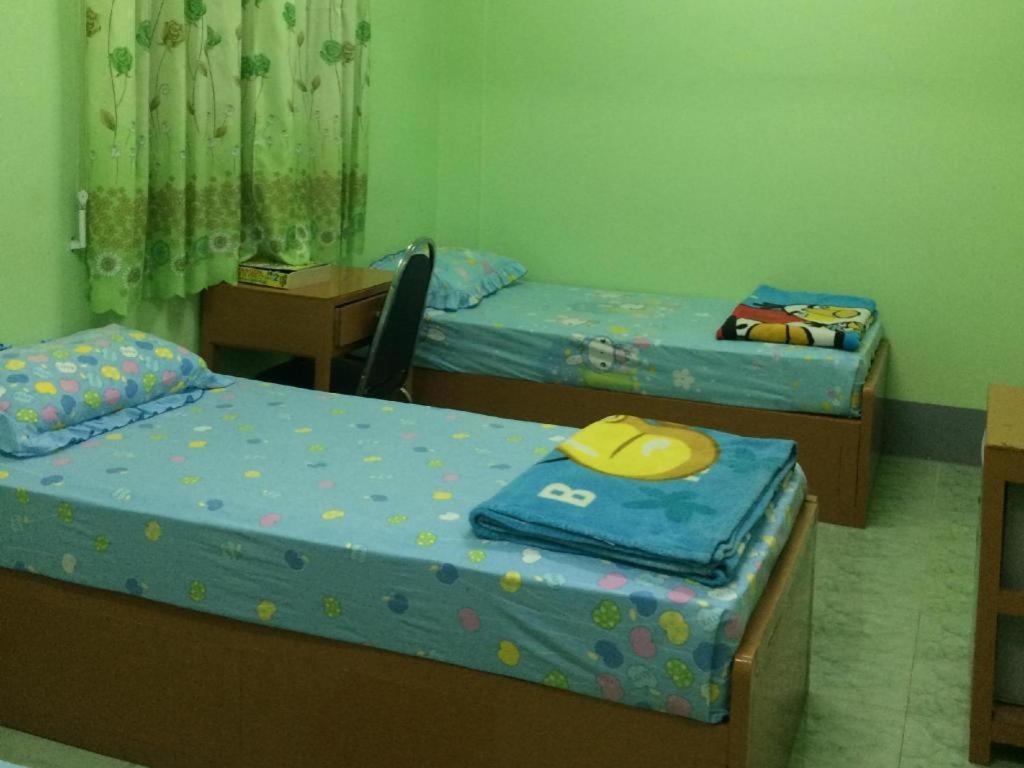 Nay Chi Lin Hotel Pathein Exterior foto